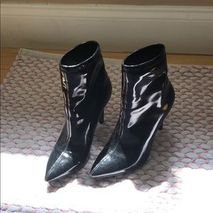 Jessica Simpson Perkins Black Patent Booties